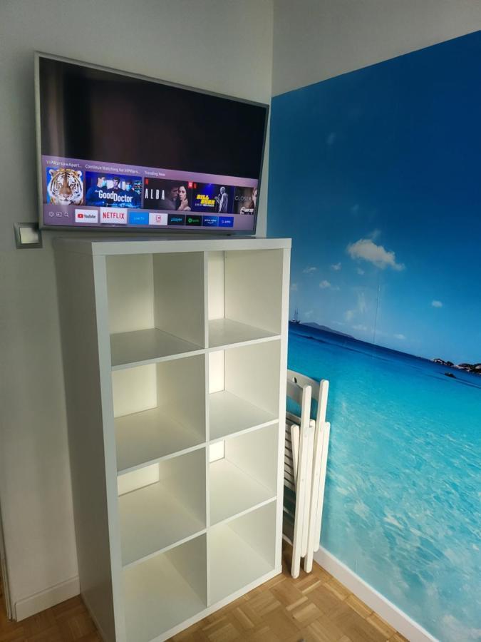 Studio Zelazna Rooms Near Old Town Варшава Екстер'єр фото